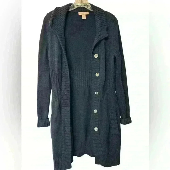 Banana Republic 100% merino wool sweater - Picture 3 of 5